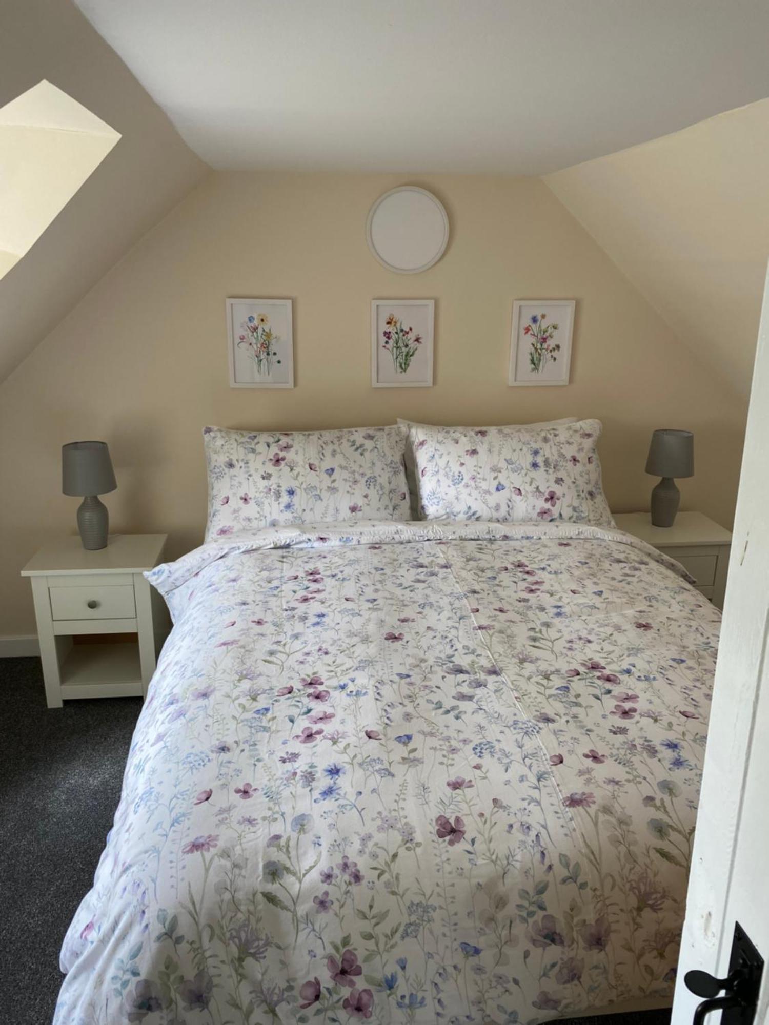 Cnoc Ruaraidh Cottage Kilmuir  Extérieur photo